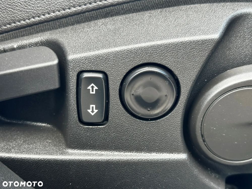 Opel Insignia - 24