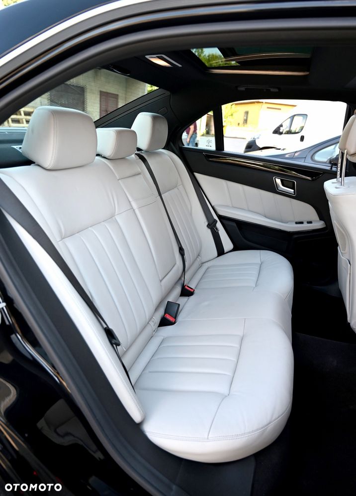 Mercedes-Benz Klasa E 500 4-Matic Avantgarde - 27