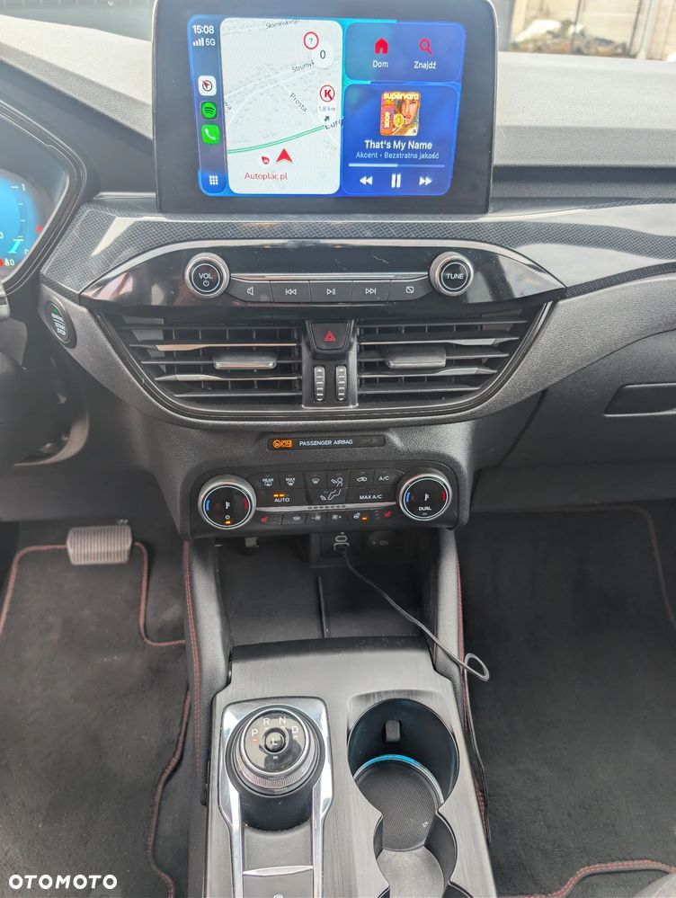 Ford Kuga 2.5 FHEV FWD ST-Line - 18