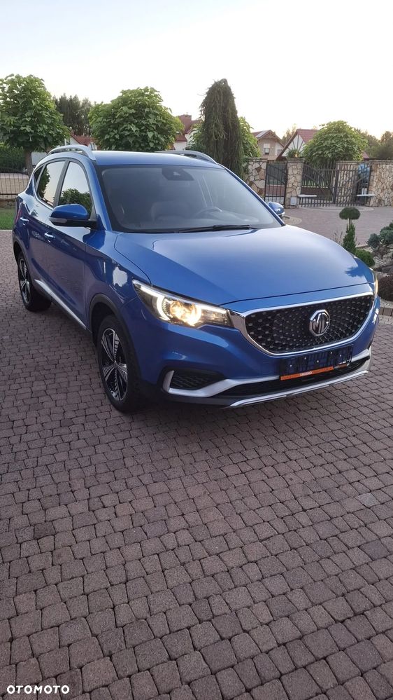 MG ZS - 5