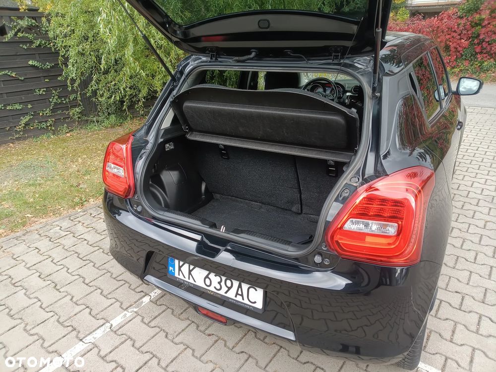 Suzuki Swift 1.2 SHVS Premium Plus - 6