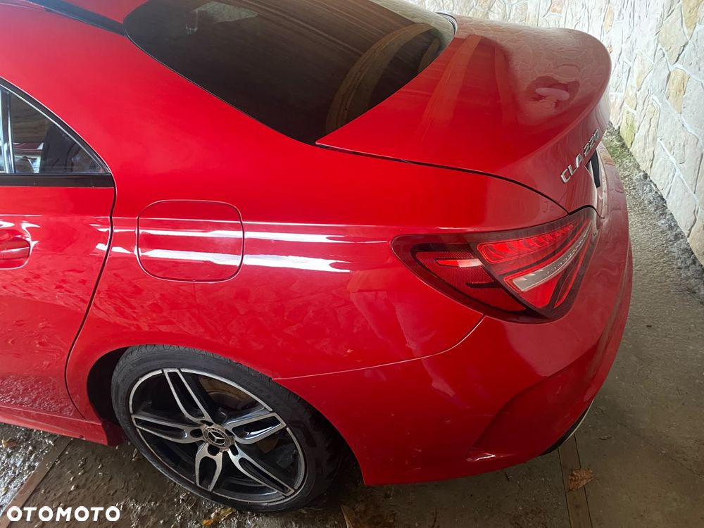 Mercedes-Benz CLA 220 4-Matic AMG Line - 4