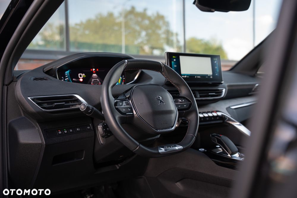 Peugeot 3008 Plug-In Hybrid 225 e-EAT8 GT - 23