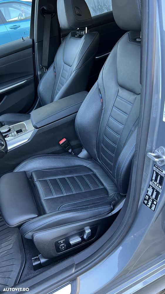 BMW Seria 3 330i xDrive Aut. - 15