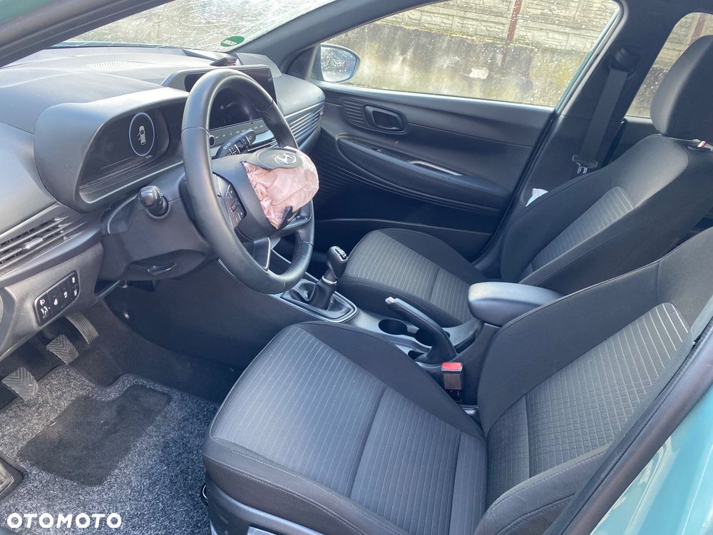 Hyundai i20 - 22