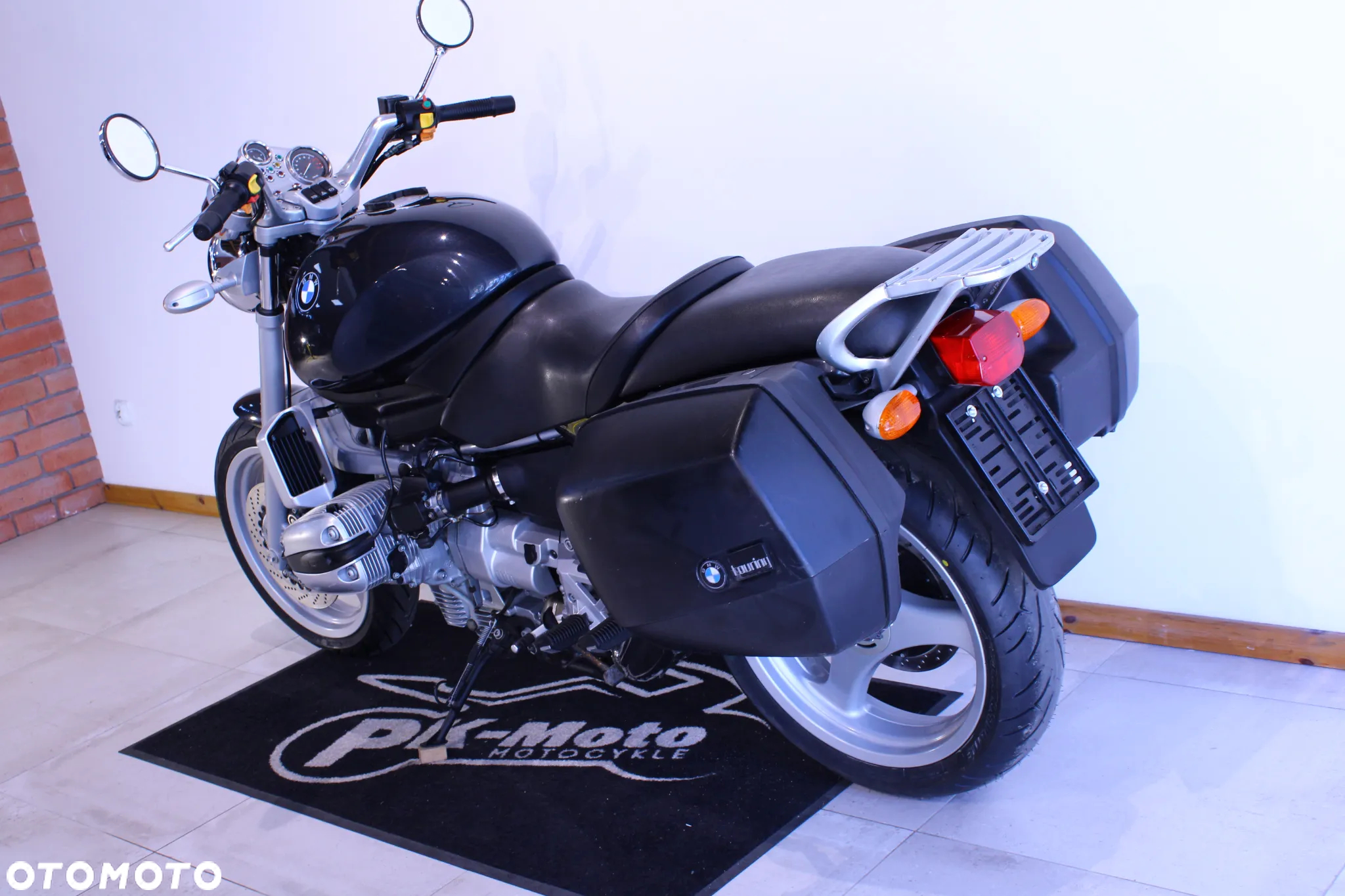 BMW R - 6