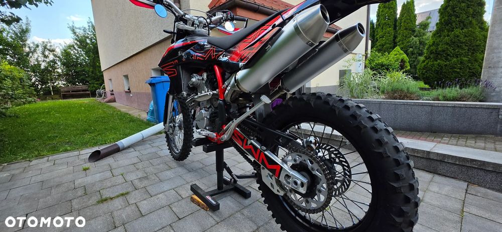 SWM RS 500 R - 4