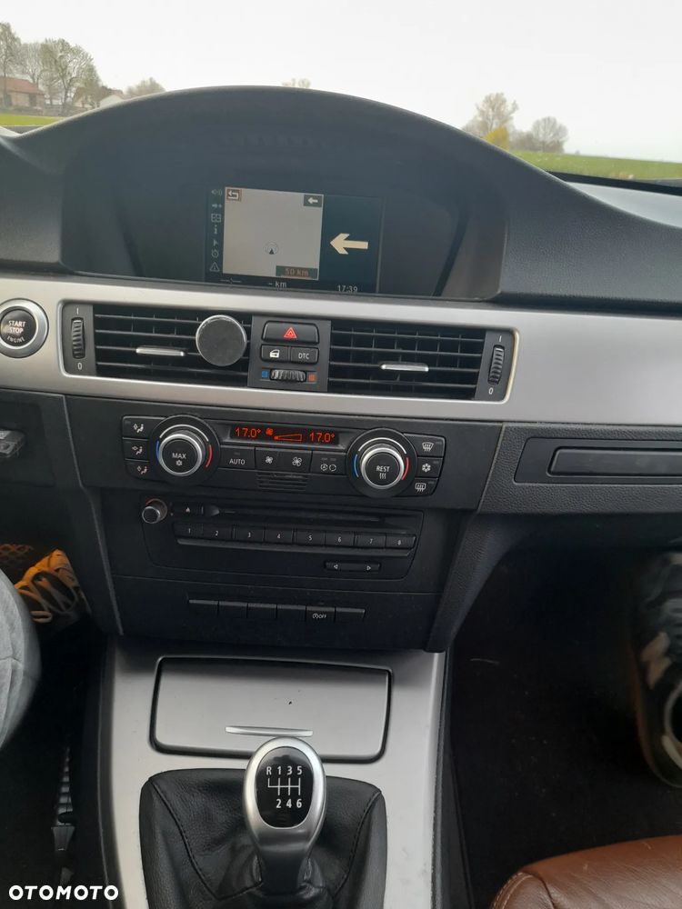 BMW Seria 3 - 15