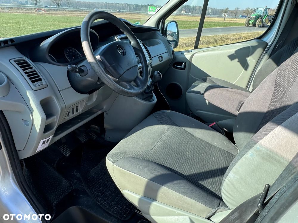 Opel VIVARO - 13