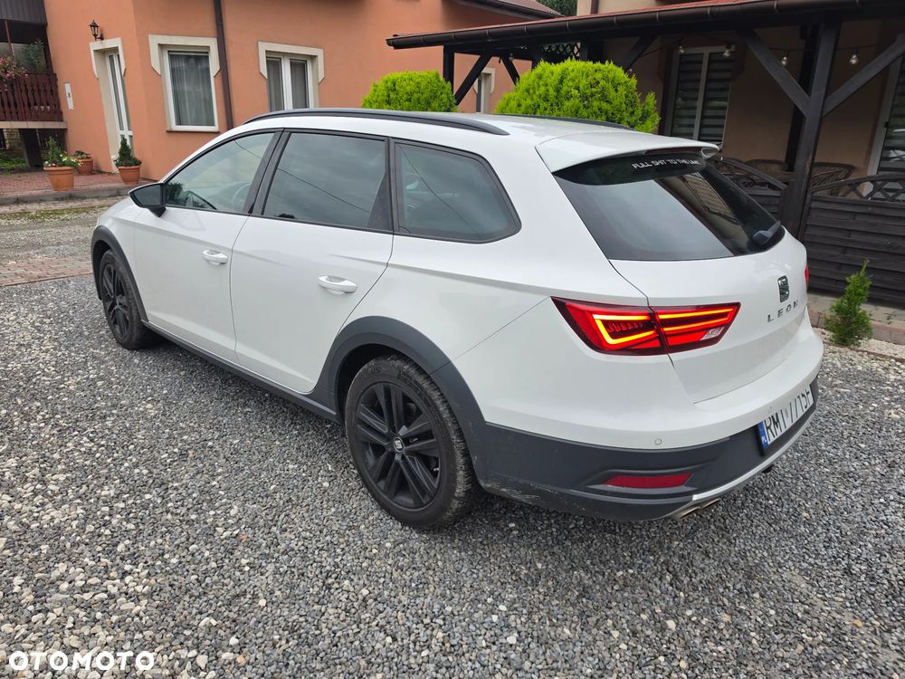 Seat Leon Sportstourer 2.0 TDI Start&Stop 4Drive DSG X-Perience - 5