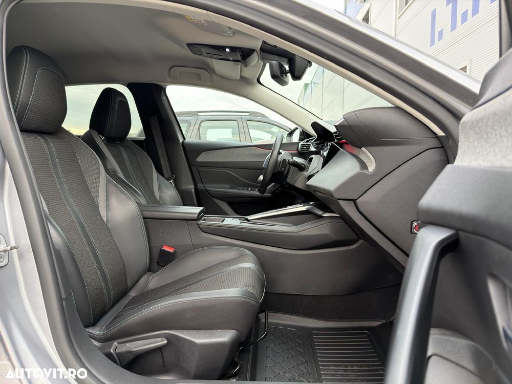 Peugeot 308 PureTech 130 EAT8 Allure - 8