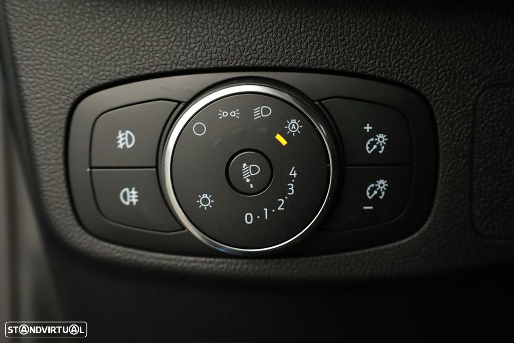 Ford Focus SW 1.0 EcoBoost MHEV ST-Line Aut. - 19