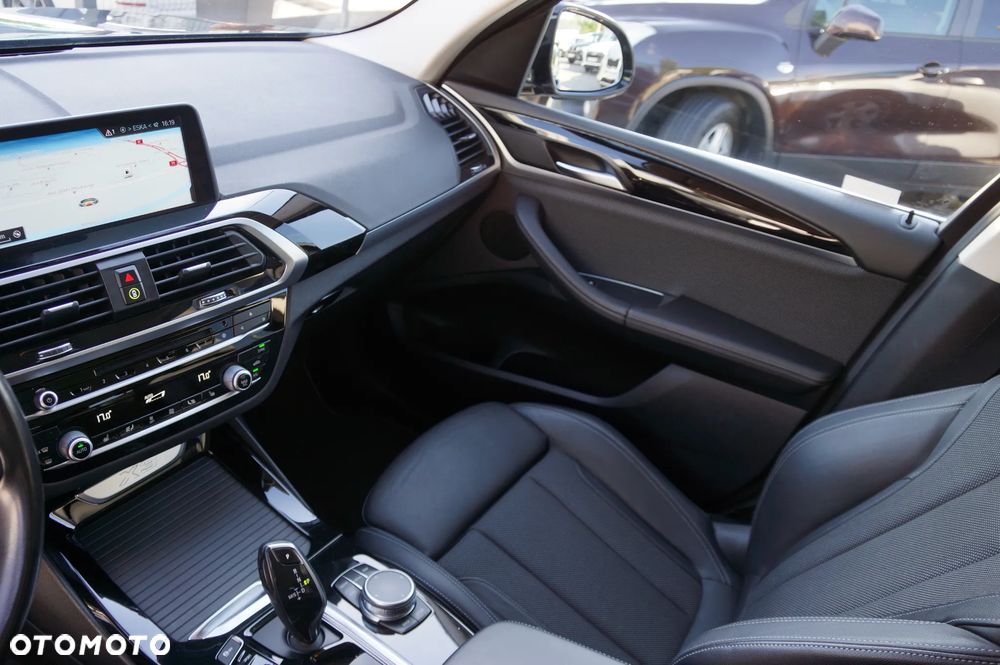 BMW X3 xDrive20d - 22