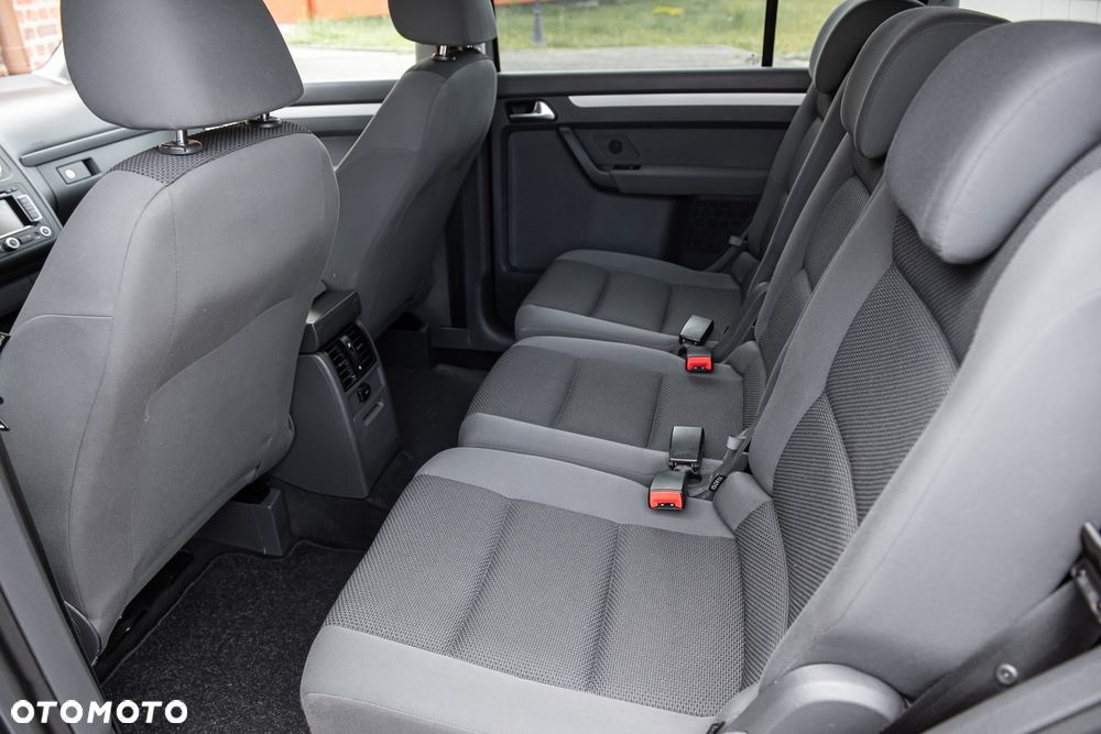 Volkswagen Touran 1.6 TDI DPF BlueMot Trendline - 22