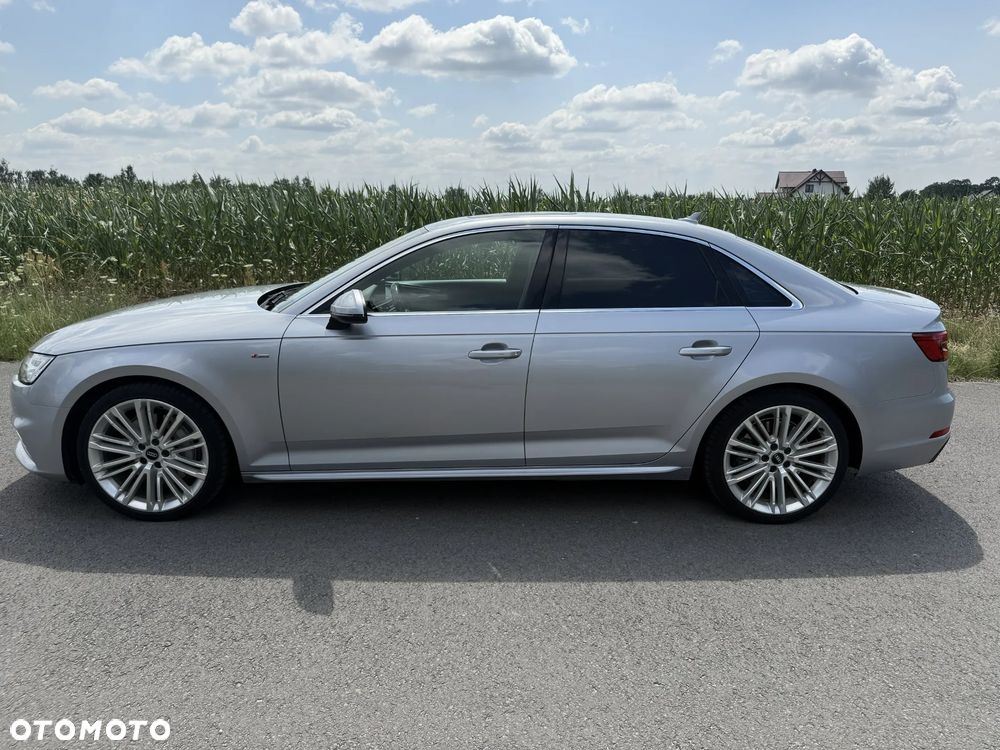 Audi A4 Limousine - 1