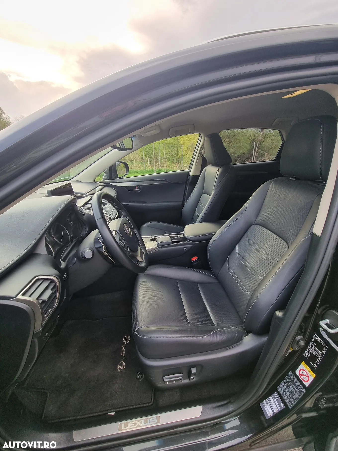 Lexus Seria NX 300h AWD Luxury - 7