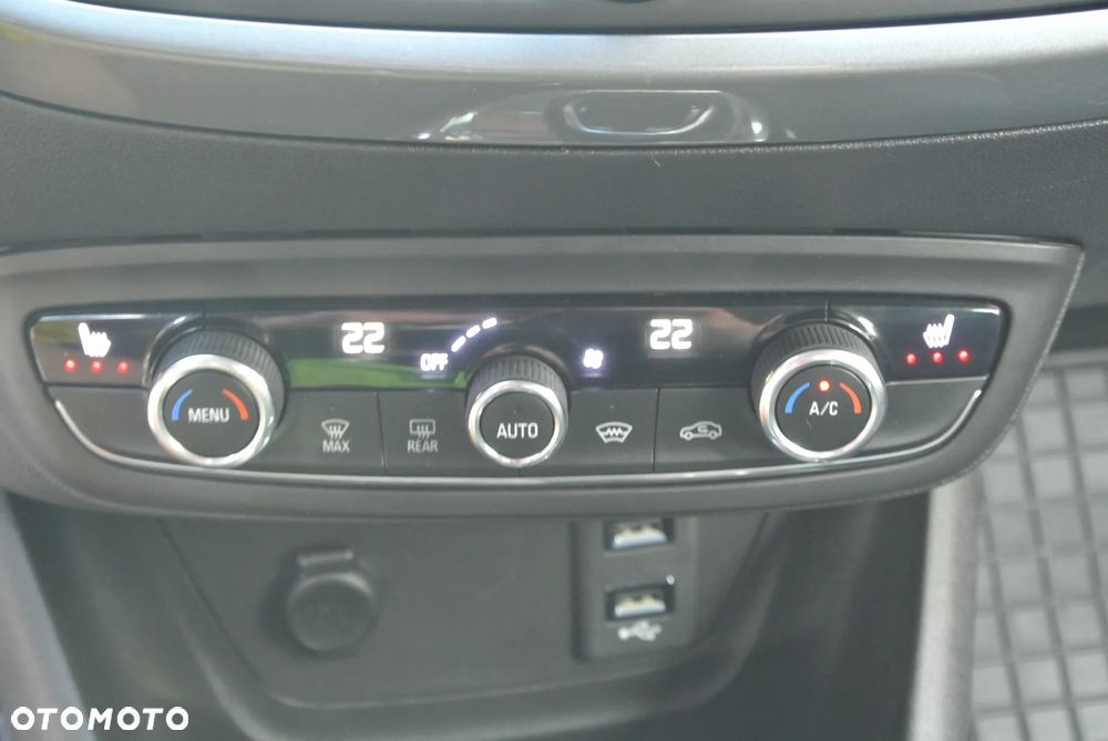 Opel Crossland X 1.2 T Edition S&S - 17