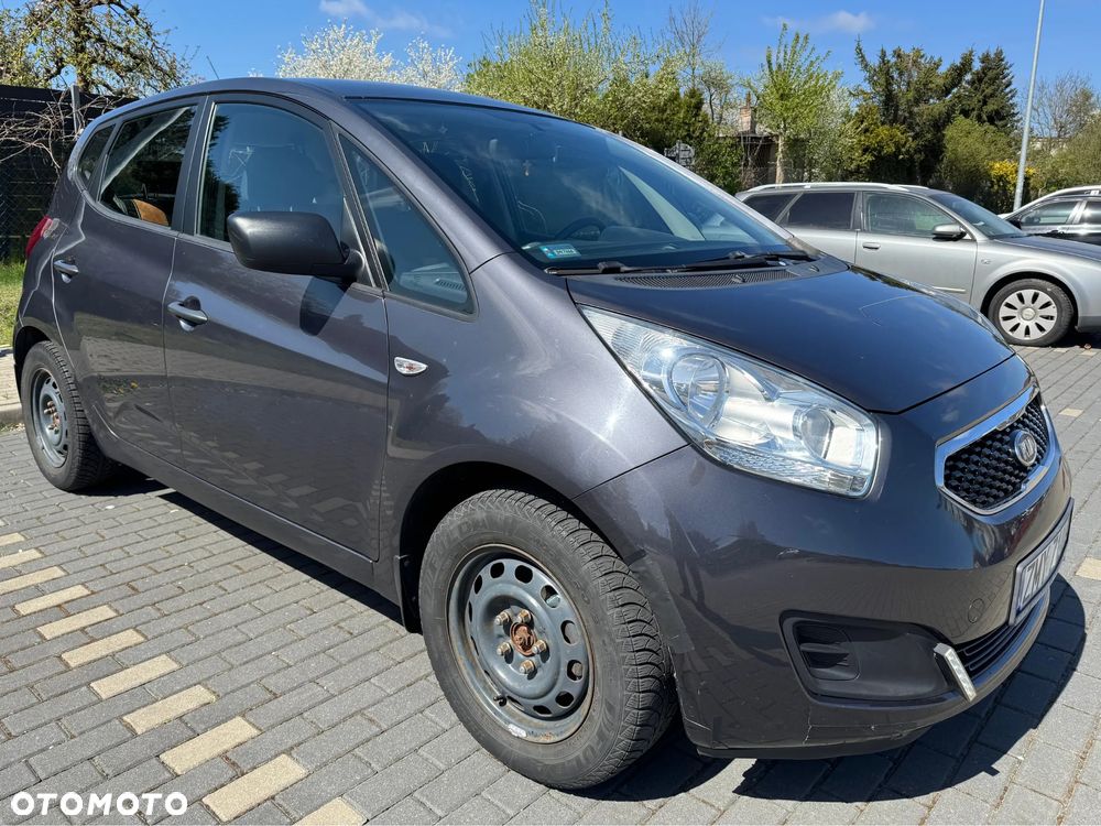 Kia Venga - 9