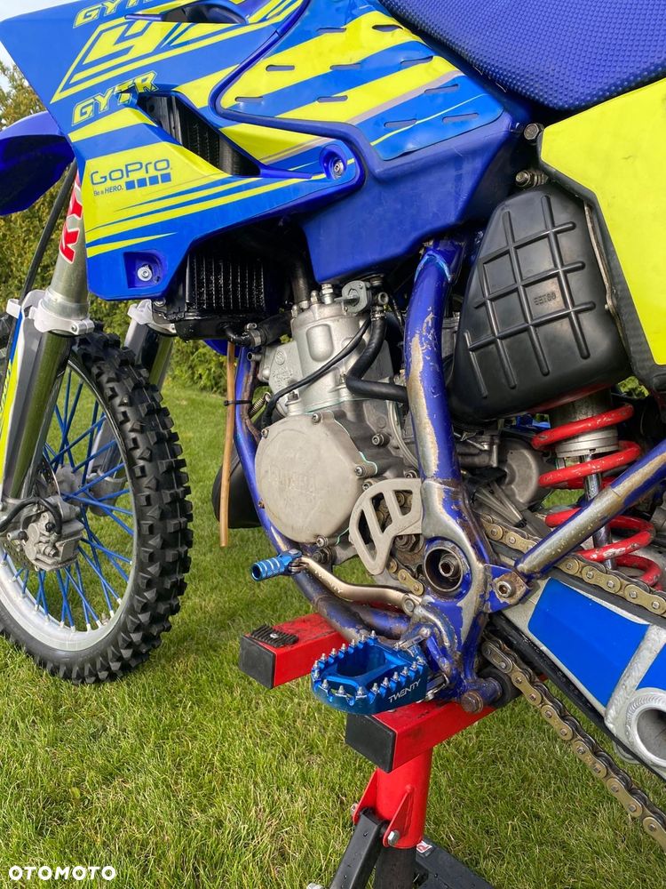 Yamaha YZ - 6