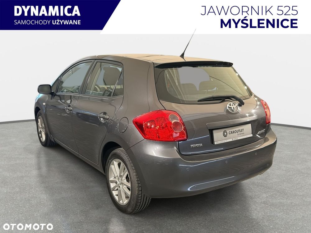 Toyota Auris - 7