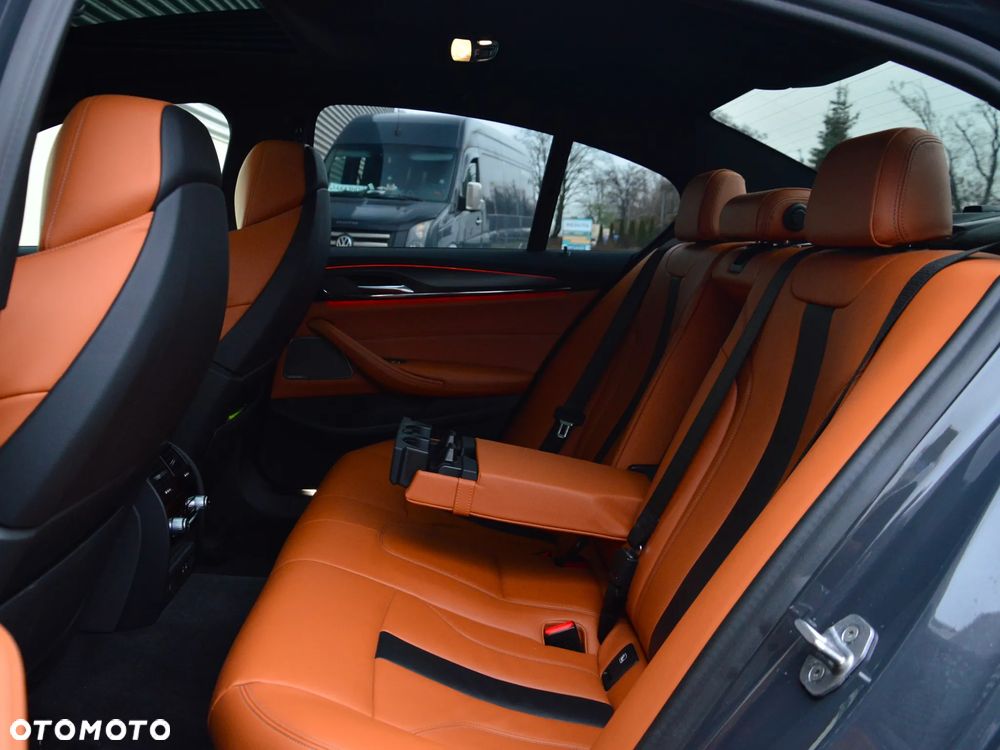 BMW M5 Standard - 21