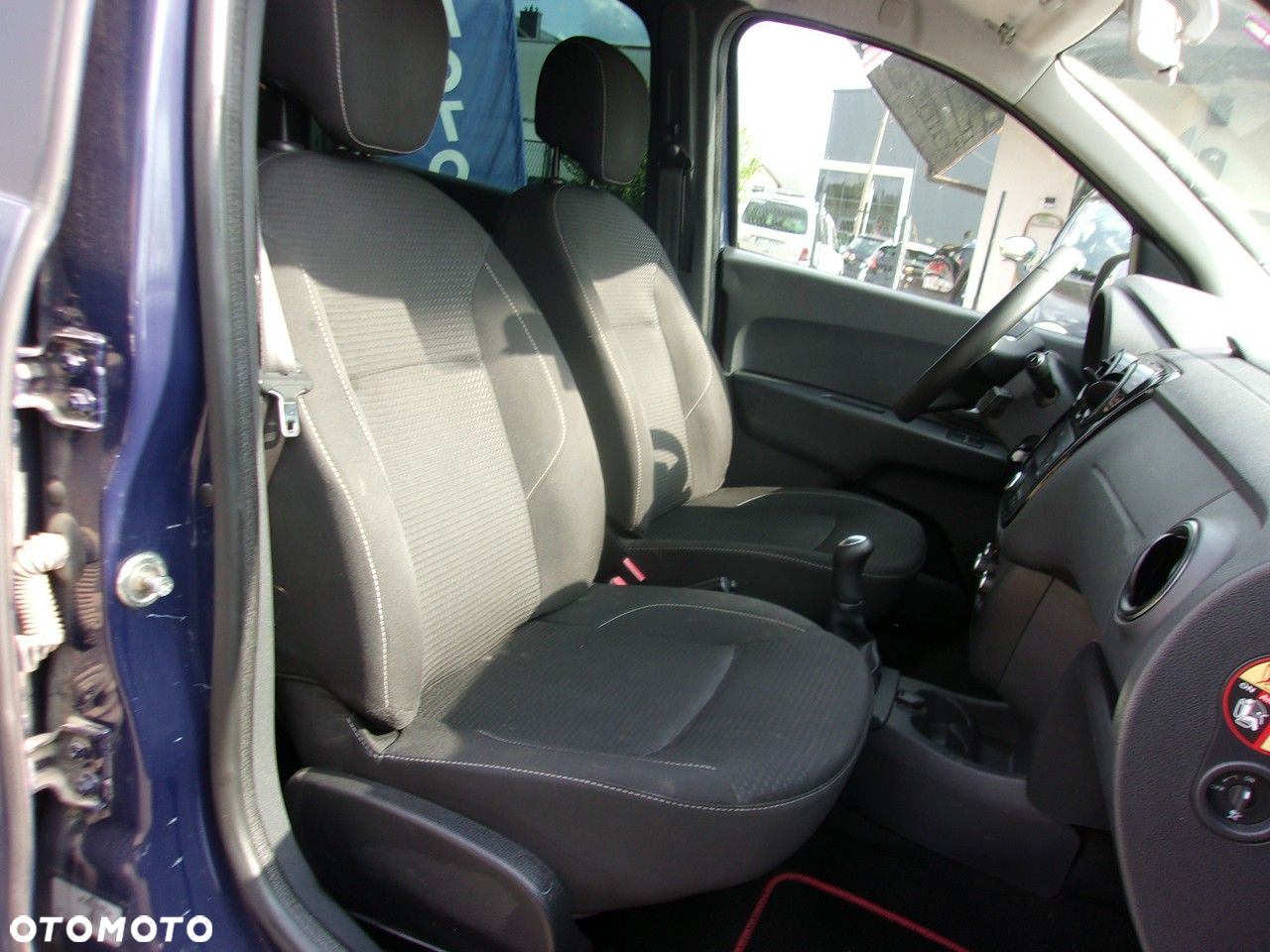 Dacia Lodgy 1.6 SCe Laureate S&S - 22