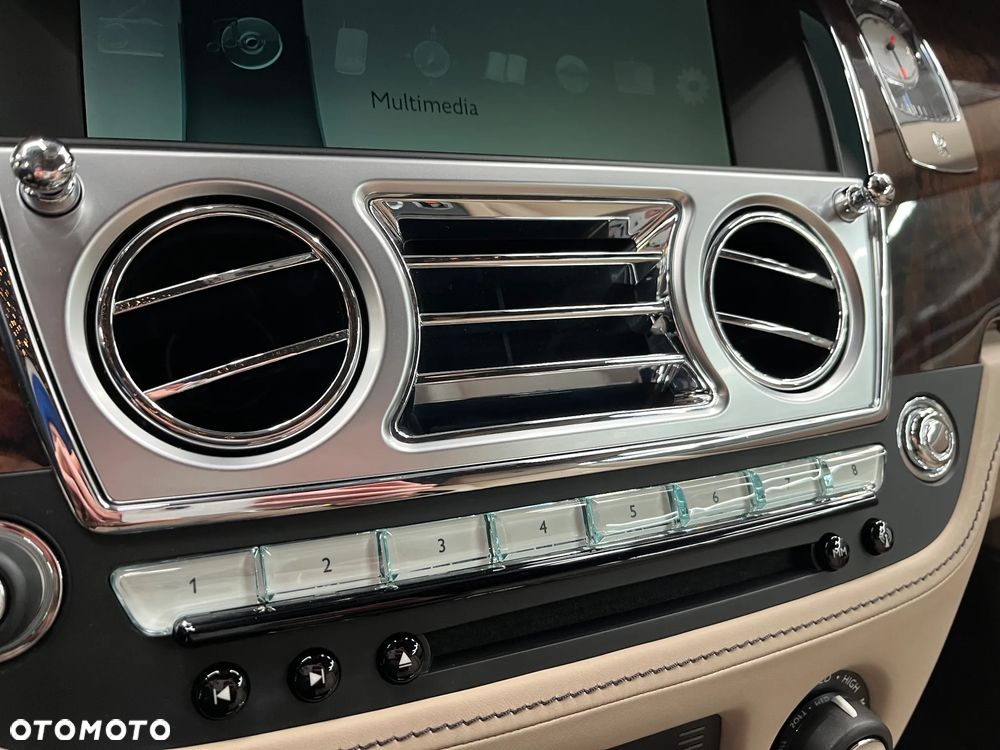 Rolls-Royce Wraith - 31