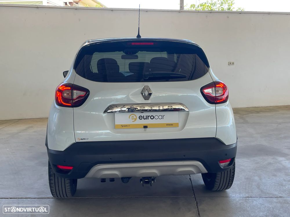 Renault Captur 1.3 TCe Exclusive EDC - 4