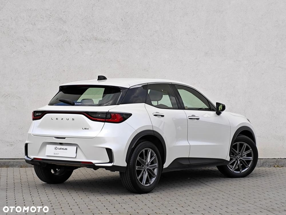 Lexus LBX 1.5 Hybrid Elegant - 4