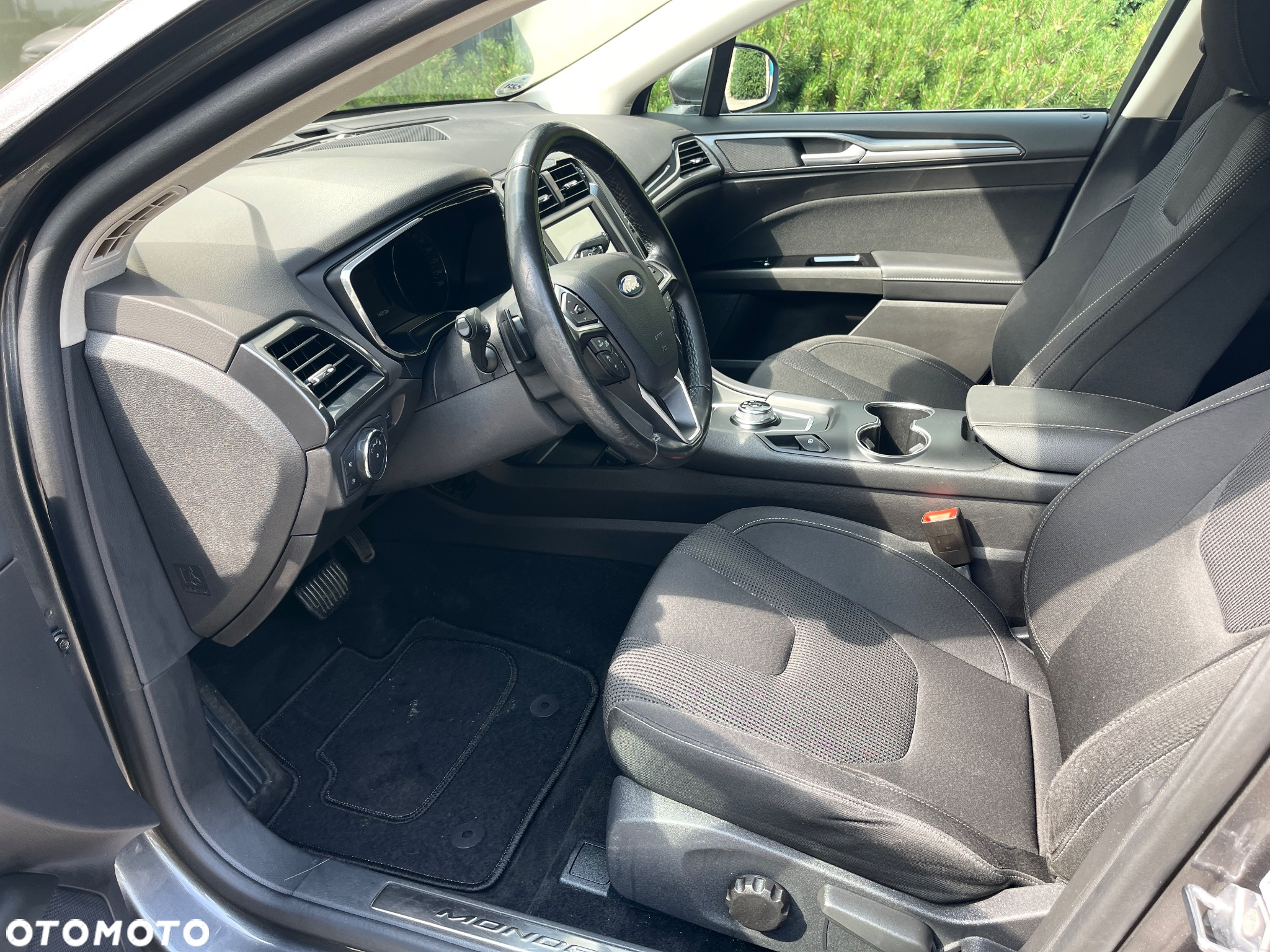 Ford Mondeo - 21