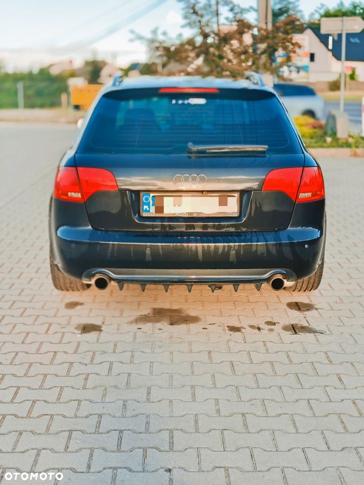 Audi A4 Avant 2.0 T FSI quattro - 12