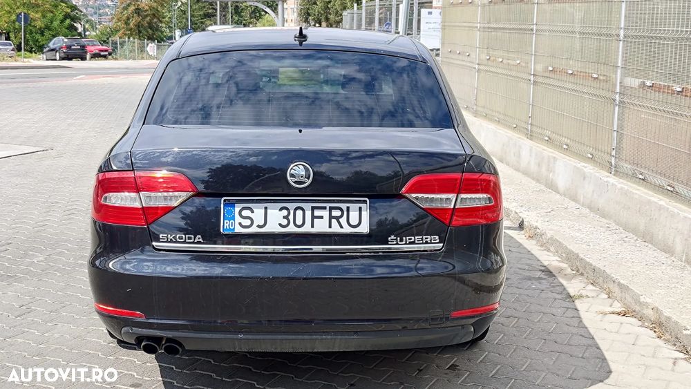 Skoda Superb 2.0 TDI Elegance - 7