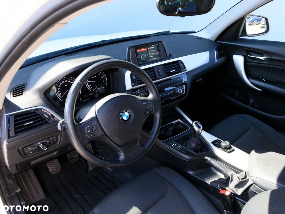 BMW Seria 1 - 12