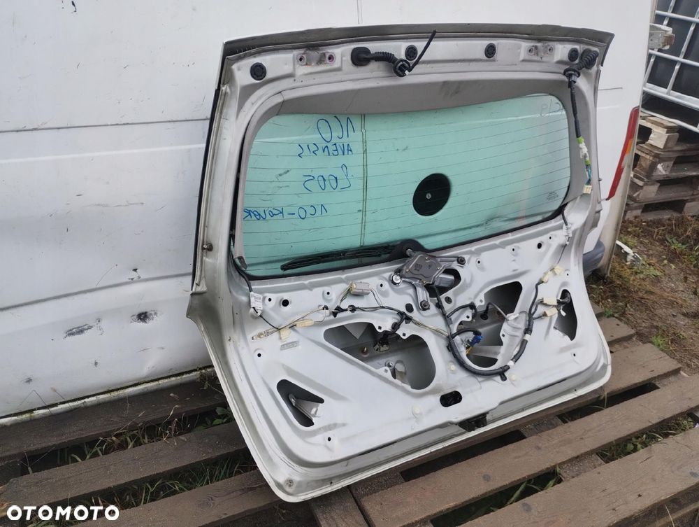 Klapa Tył Szyba Toyota Avensis T25 Kombi 1C0 - 10
