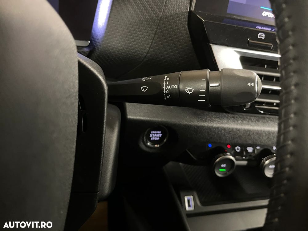 Citroën C4 BlueHDi 110 Stop&Start SHINE - 26