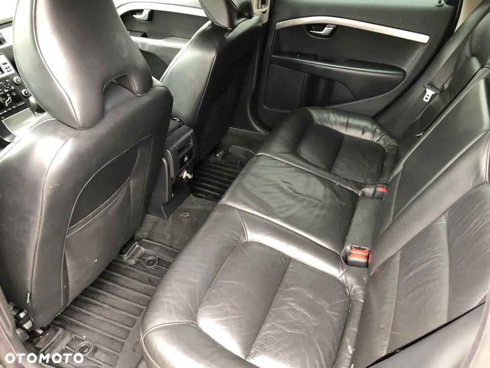 Volvo V70 - 16