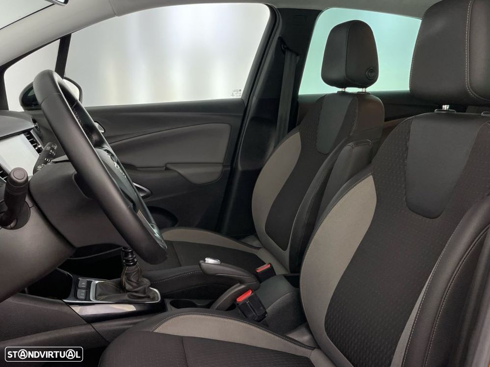 Opel Crossland X 1.2 T Innovation - 19