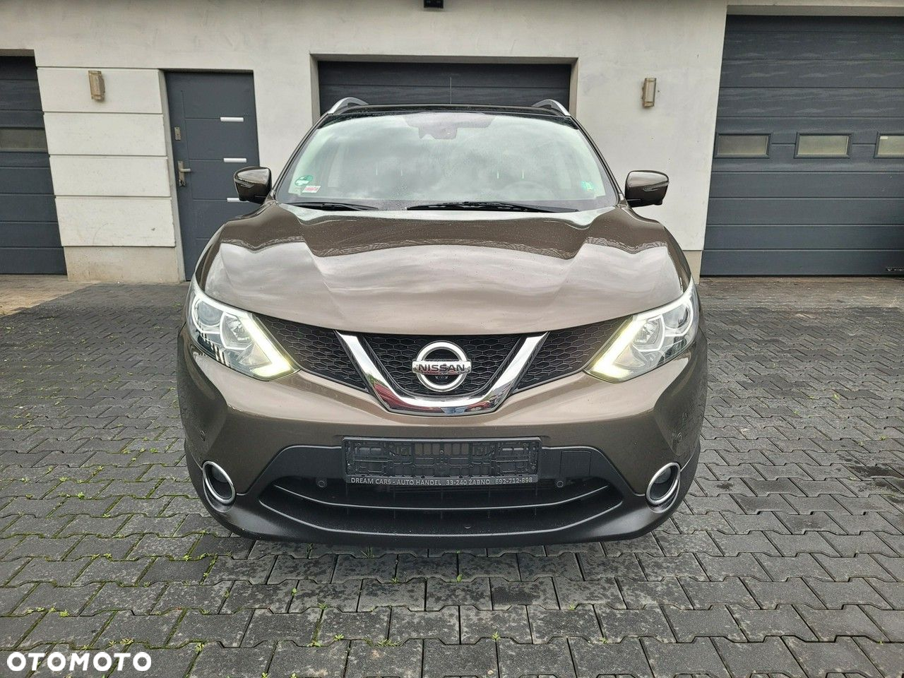Nissan Qashqai - 2