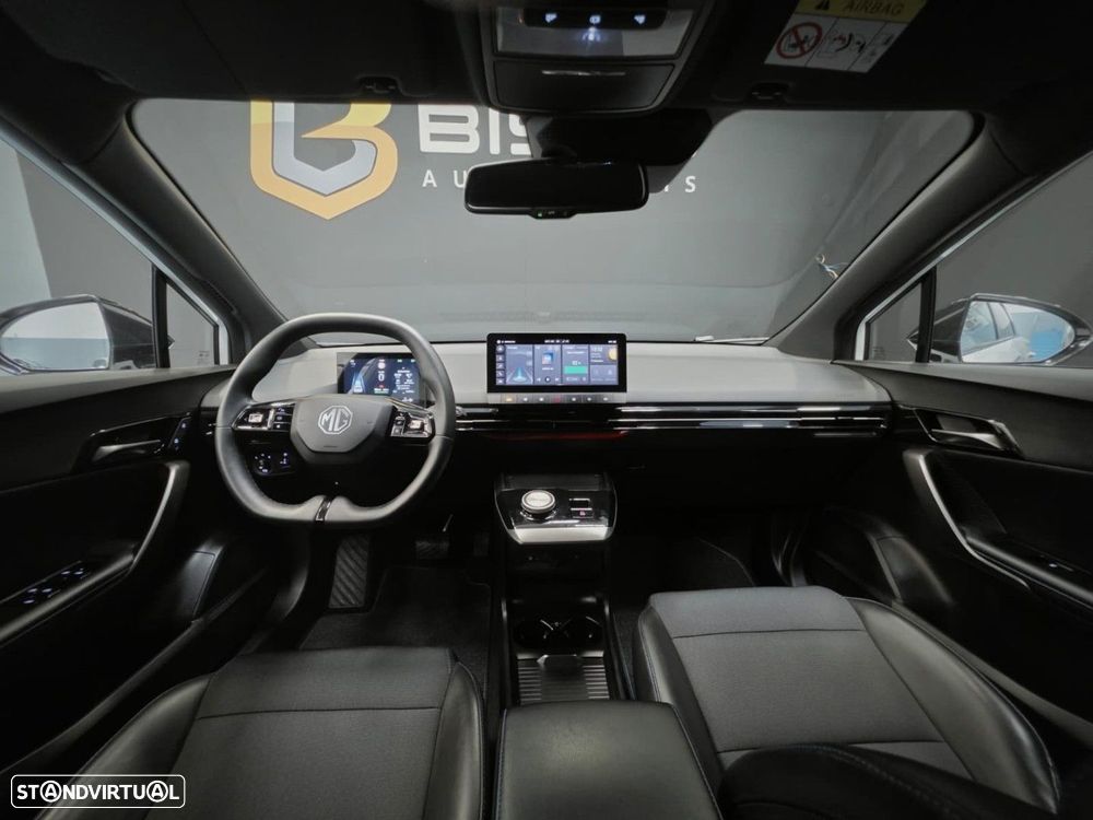 MG MG4 64 kWh Luxury - 13