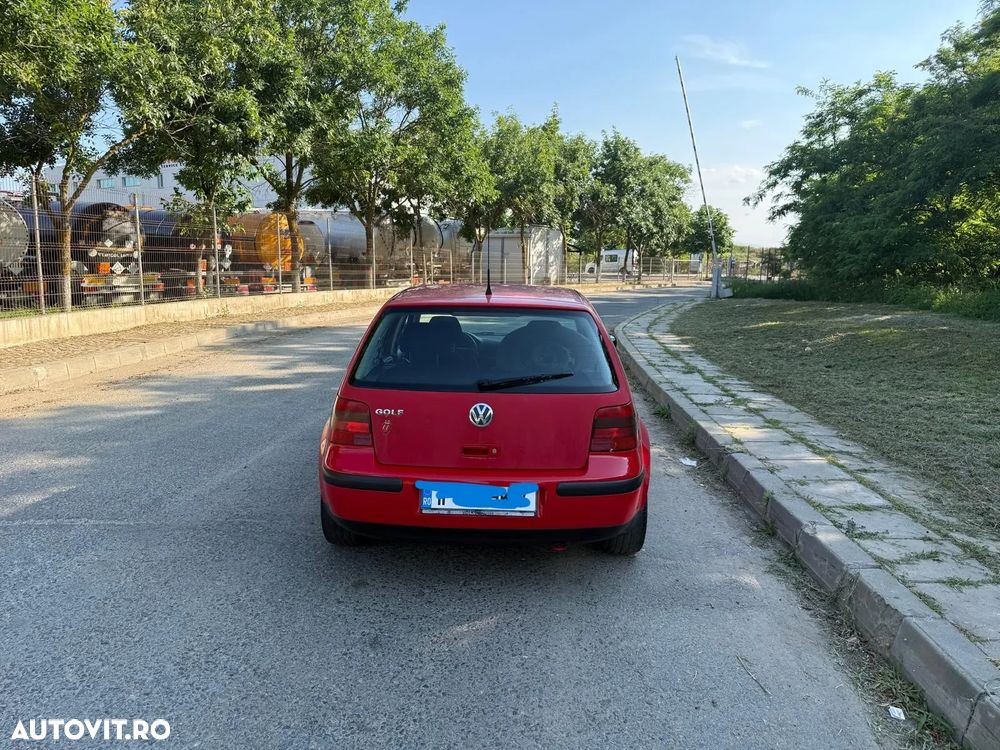 Volkswagen Golf - 3