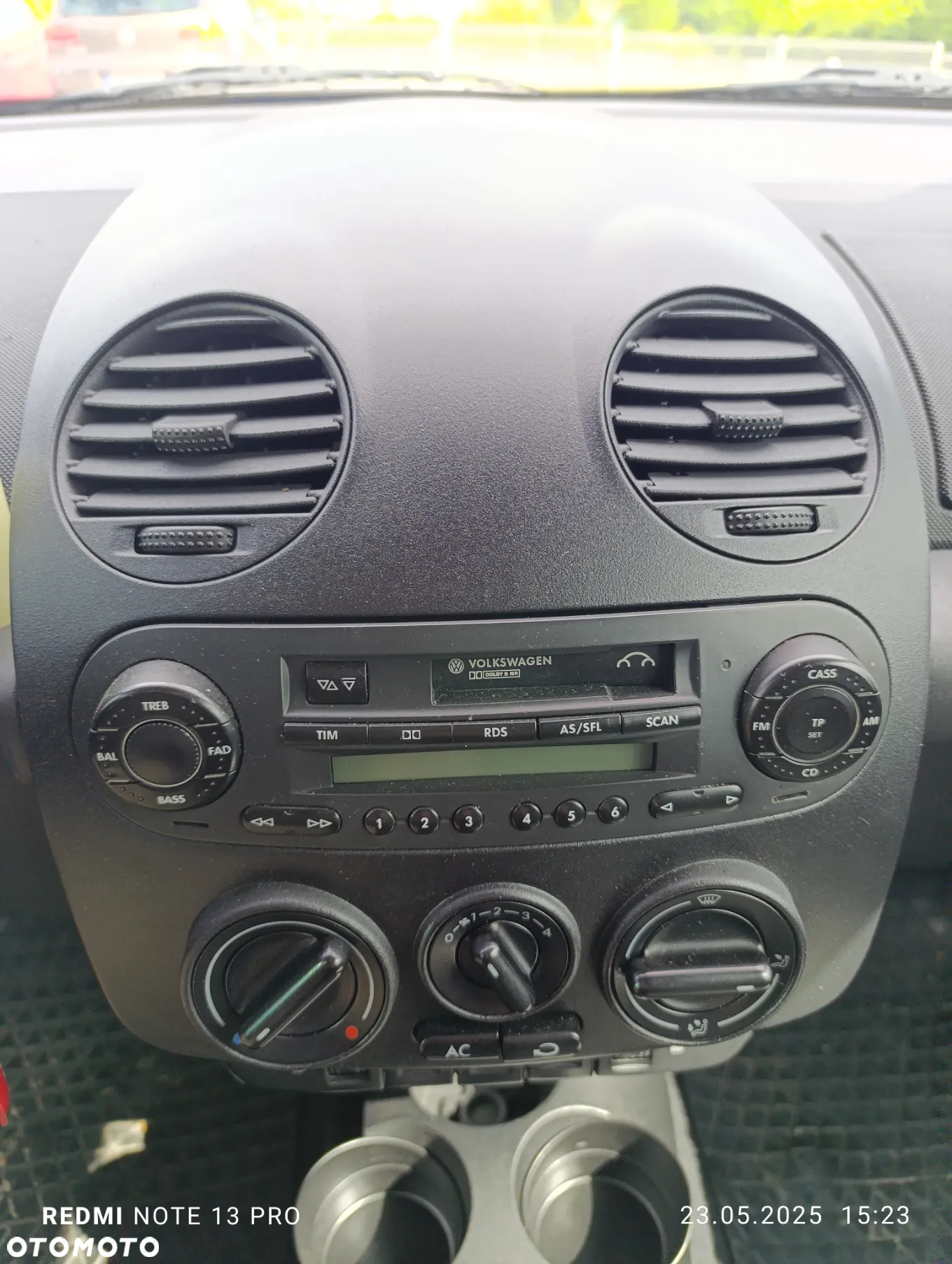Volkswagen New Beetle 1.8T - 11