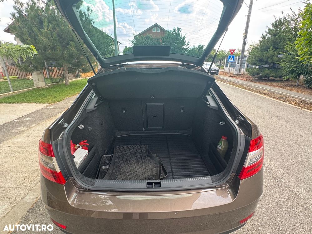 Skoda Octavia 1.5 TSI Style - 4