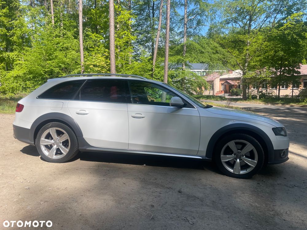 Audi A4 Allroad - 2