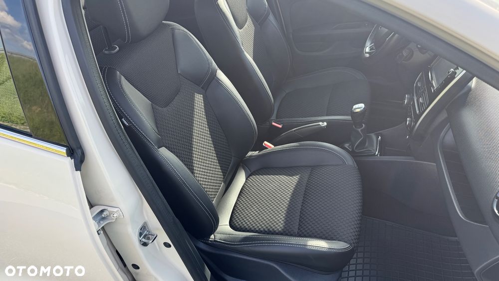 Renault Clio TCe 90 Luxe - 14