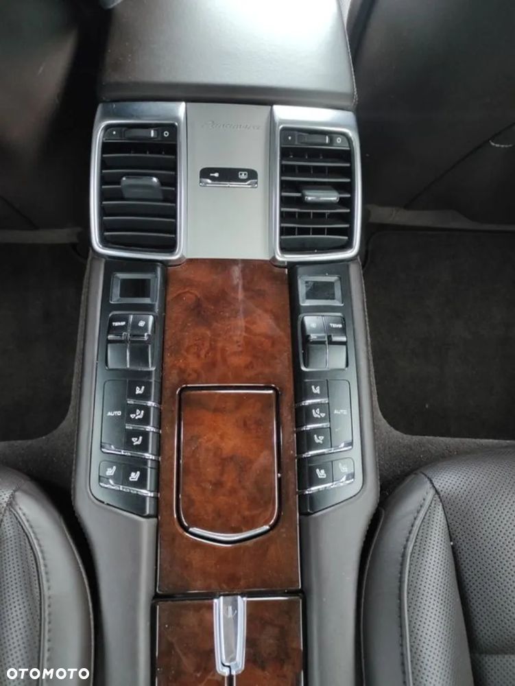 Porsche Panamera Turbo S PDK - 7