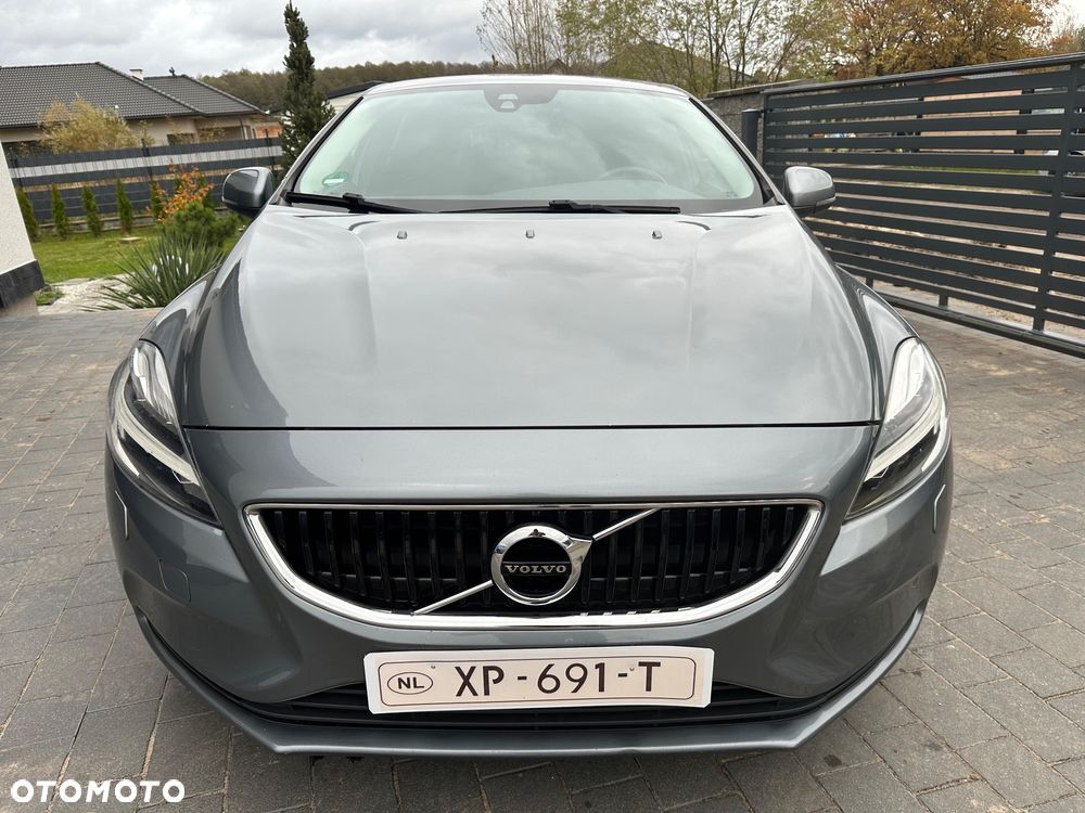 Volvo V40 T3 Drive-E Momentum - 25
