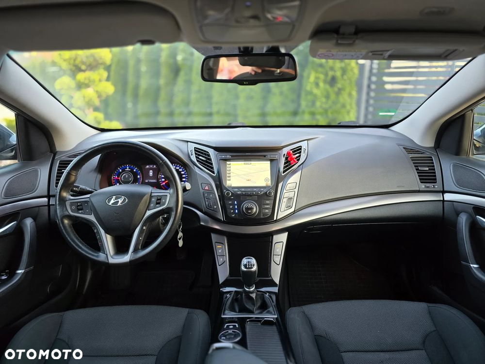 Hyundai i40 Kombi 1.7 CRDi Premium - 10