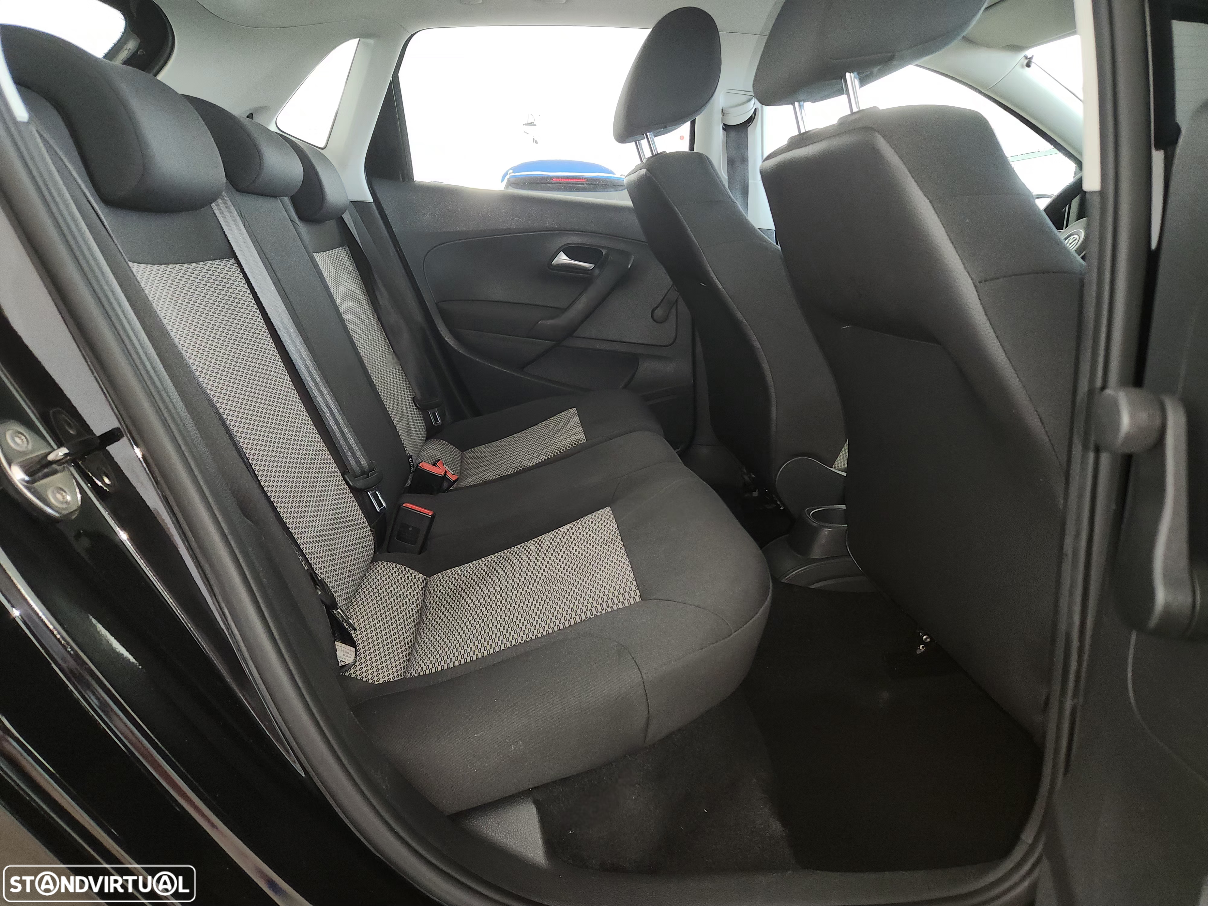 VW Polo 1.2 TDI Blue Motion - 36