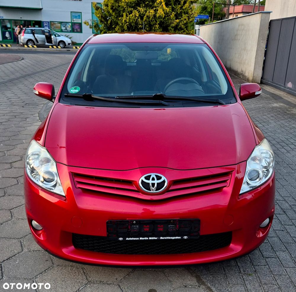 Toyota Avensis - 3
