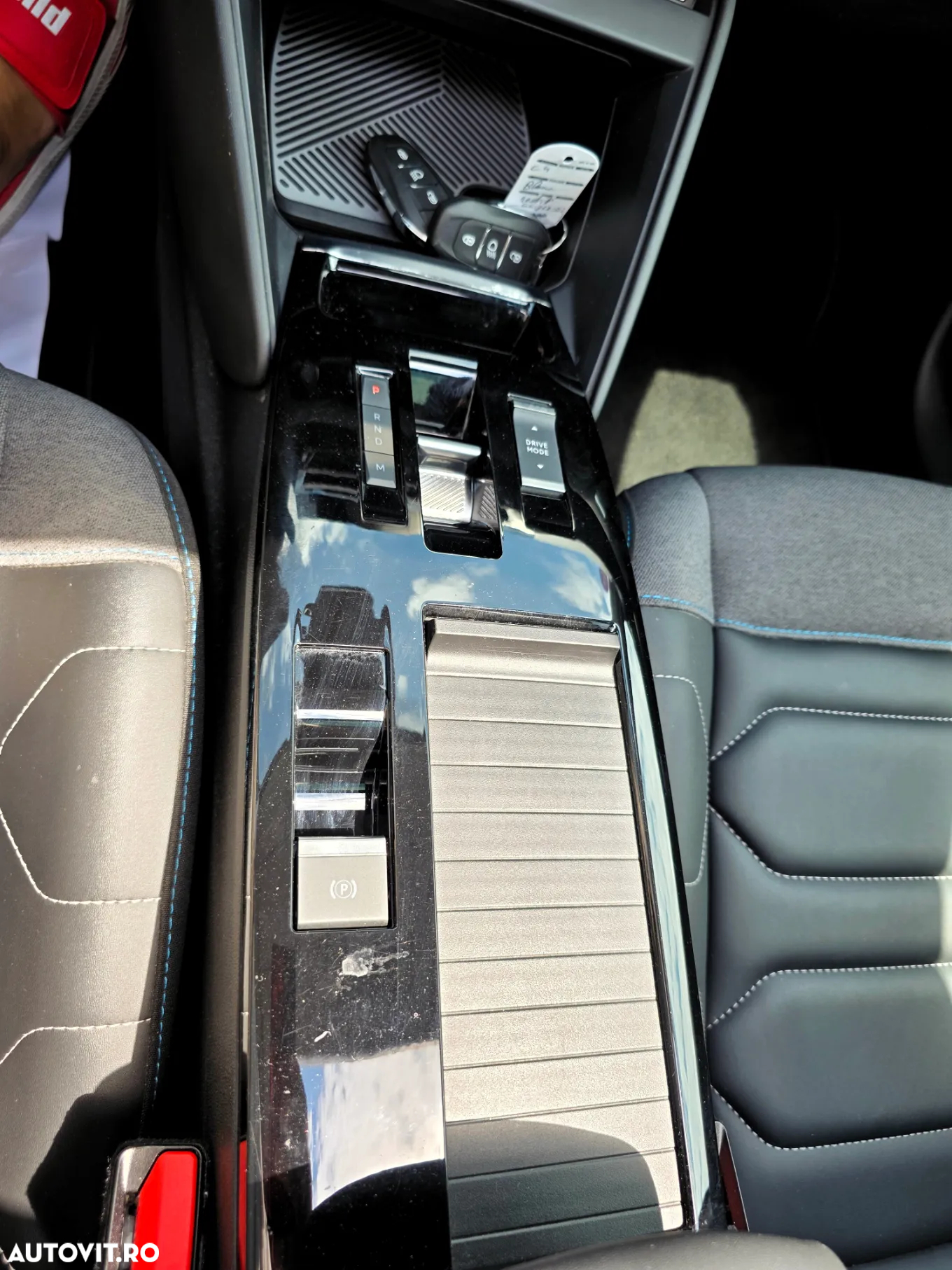 Citroën C4 1.2 PureTech 130 S&S EAT8 PLUS - 24
